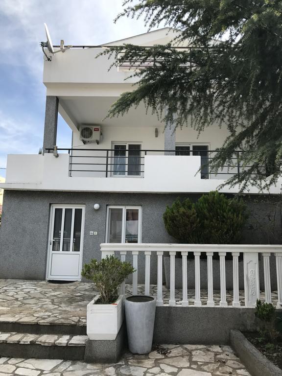 Villa Diana Utjeha Luaran gambar
