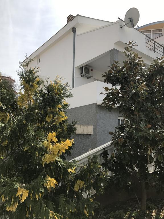 Villa Diana Utjeha Luaran gambar
